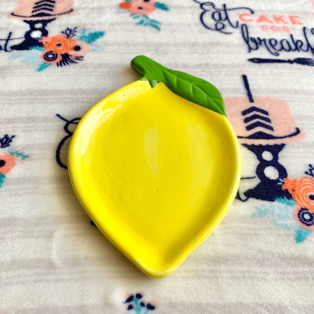 1 LEFT! ๐ Ceramic Yellow Lemon Kitchen Spoon Rest - Picture 3 of 6